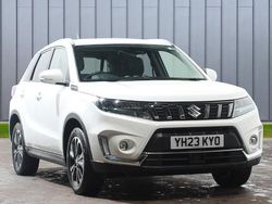 White Used 2023 Suzuki Vitara SZ5 SUV | £19,990 (Fair price)