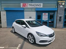White Used 2017 Vauxhall Astra SRi Hatchback | £6,750 (Fair price)