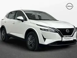 White Used 2023 Nissan Qashqai Acenta Premium SUV | £20,300 (Good price)