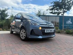 Blue Used 2017 Hyundai i10 SE Hatchback | £3,895 (Super price)