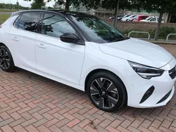 White Used 2020 Vauxhall Corsa-e Elite Hatchback | £10,002 (Fair price)