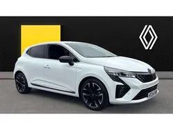 White Used 2024 Renault Clio V Techno Hatchback | £15,960 (Fair price)