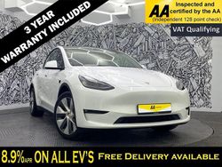 White Used 2022 Tesla Model Y Long Range AWD SUV | £26,195 (Fair price)