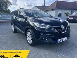 Black Used 2016 Renault Kadjar Dynamique SUV | £7,990 (Fair price)
