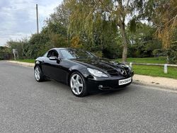 Black Used 2007 Mercedes SLK280 Cabriolet | £10,995