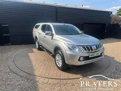 Silver Used 2015 Mitsubishi L200 Warrior Pickup | £13,500 (Fair price)