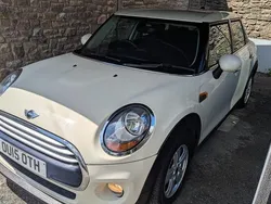 White Used 2015 Mini Cooper D Hatch Hatchback | £4,449 (Fair price)