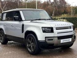 Silver Used 2023 Land Rover Defender SE Dynamic SUV | £50,700 (Fair price)