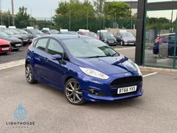Blue Used 2016 Ford Fiesta ST-Line Hatchback | £5,795 (Fair price)