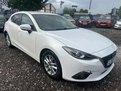 White Used 2015 Mazda 3 Hatchback | £6,995 (Fair price)