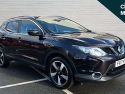 Black Used 2017 Nissan Qashqai N-Vision SUV | £11,215 (Fair price)