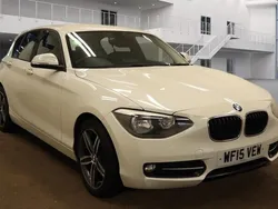 Alpine white Used 2015 BMW 116 Sport Line Hatchback | £6,875 (Fair price)