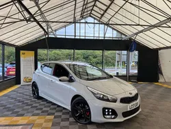 Red Used 2017 Kia Ceed 2 Hatchback | £8,995 (A bit pricey)