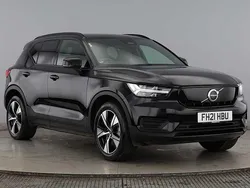 Onyx black Used 2021 Volvo XC40 Core SUV | £22,500 (Fair price)