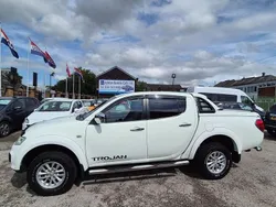 White Used 2015 Mitsubishi L200 Pickup | £9,995 (Good price)