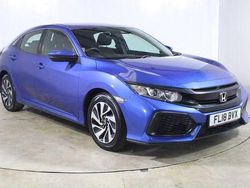 Blue Used 2018 Honda Civic SE Hatchback | £9,250 (Good price)