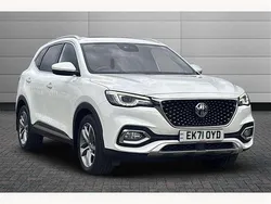 White Used 2021 MG HS Exclusive SUV | £14,490 (Fair price)
