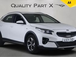 White Used 2021 Kia XCeed SUV | £10,544 (Super price)