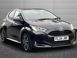 Eclipse black Used 2024 Toyota Yaris Hybrid Design Hatchback | £19,095 (Fair price)