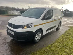 White Used 2019 Peugeot Partner MPV | £6,450 (Expensive)