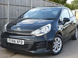 Black Used 2016 Kia Rio 2 Hatchback | £5,449 (Fair price)