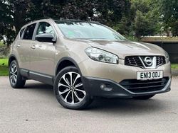 Beige Used 2013 Nissan Qashqai 360º SUV | £8,095 (Expensive)