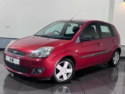 Red Used 2006 Ford Fiesta Zetec Hatchback | £1,395 (Fair price)