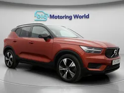 Red Used 2021 Volvo XC40 R-Design SUV | £18,900 (Good price)