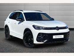 White Used 2025 VW Tiguan Edition SUV | £33,997