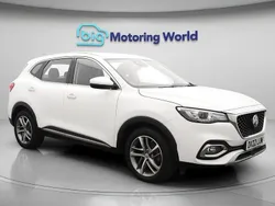 White Used 2022 MG HS Excite SUV | £14,500 (Fair price)