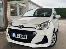 White Used 2017 Hyundai i10 SE Hatchback | £9,995 (Fair price)