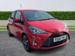 Red Used 2020 Toyota Yaris | £9,199 (Good price)