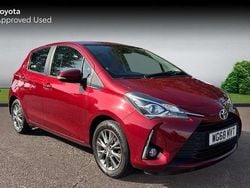 Red Used 2018 Toyota Yaris Hatchback | £9,684 (Fair price)
