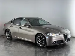 Beige Used 2019 Alfa Romeo Giulia Sedan | £15,350 (Super price)