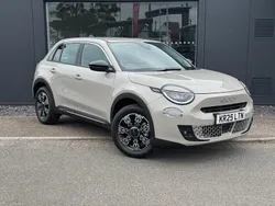Beige New 2025 Fiat 600 Hatchback | £20,998 (Fair price)