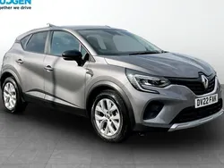 Grey Used 2022 Renault Captur Iconic SUV | £12,701 (Fair price)