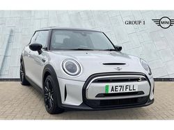 White silver Used 2021 Mini Cooper S Level 2 Hatchback | £14,715 (Fair price)