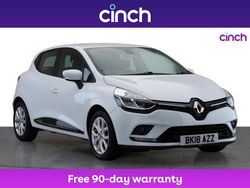White Used 2018 Renault Clio IV Dynamique Hatchback | £7,849 (Fair price)
