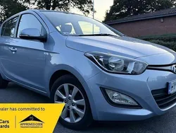 Blue Used 2014 Hyundai i20 Active Hatchback | £4,700 (Good price)