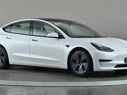 White Used 2021 Tesla Model 3 Standard Range Sedan | £18,298 (Fair price)