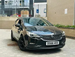 Black Used 2016 Vauxhall Astra SRi Hatchback | £3,998 (Super price)