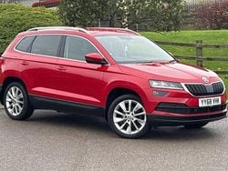 Velvet red metallic Used 2018 Skoda Karoq SUV | £14,495 (Fair price)