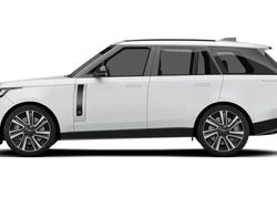 New 2025 Land Rover Range Rover Autobiography SUV | £129,615 (A bit pricey)