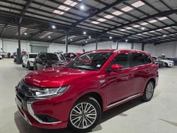 Red Used 2020 Mitsubishi Outlander P-HEV Estate | £10,980 (Fair price)