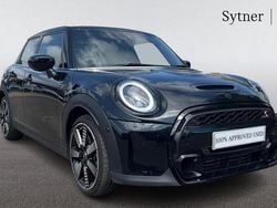 Black Used 2023 Mini Cooper S Exclusive Hatchback | £24,500 (Fair price)