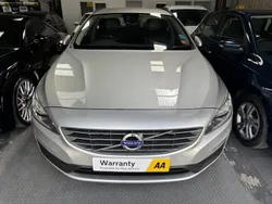Silver Used 2017 Volvo V60 SE Estate | £9,500 (Fair price)