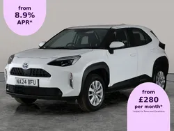 White Used 2024 Toyota Yaris Cross SUV | £20,497 (Good price)