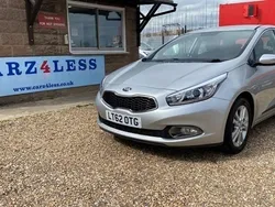 Silver Used 2012 Kia Ceed 2 Hatchback | £6,990 (A bit pricey)