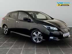 Black Used 2020 Nissan Leaf N-Connecta Hatchback | £8,695 (Fair price)