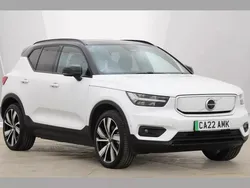 White Used 2022 Volvo XC40 Pro SUV | £27,570 (Fair price)